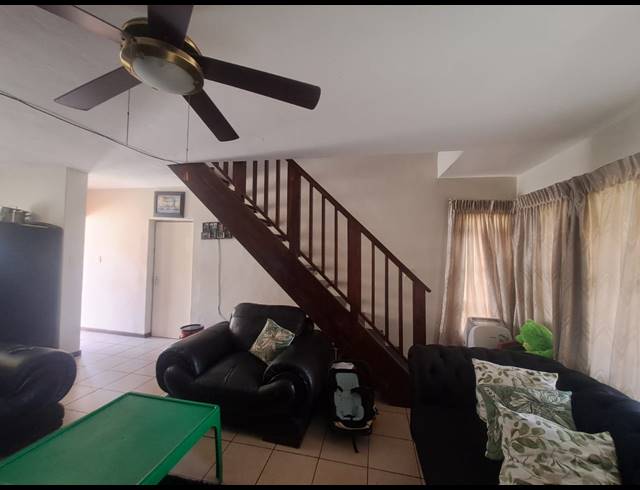 4 BEDROOM TOWNHOUSE FOR SALE IN WATERKLOOF